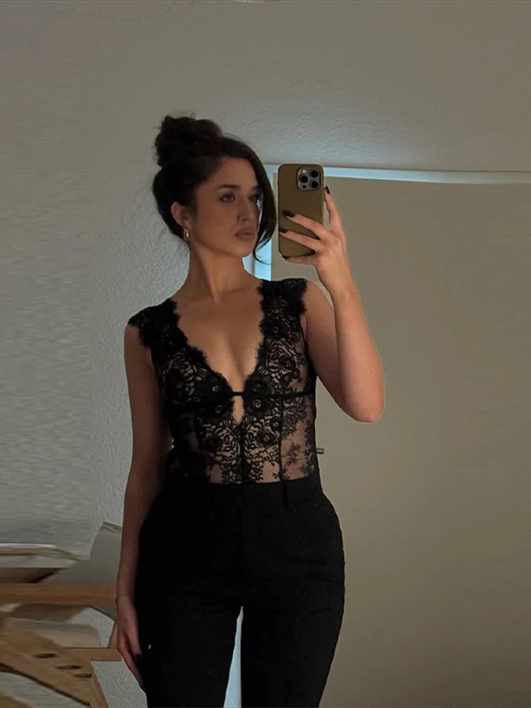 Body en dentelle patchwork ajouré transparent pour femme, décolleté plongeant, tenue de soirée sexy printemps, clubwear pour femmes
