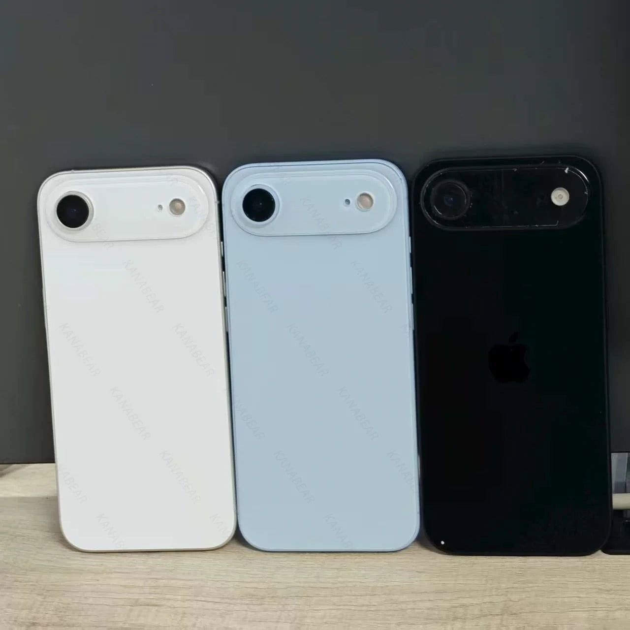 Ceci est un modèle de téléphone factice de la série iPhone 17, qui réplique dans un rapport 1:1 basé sur l'iphone réel.