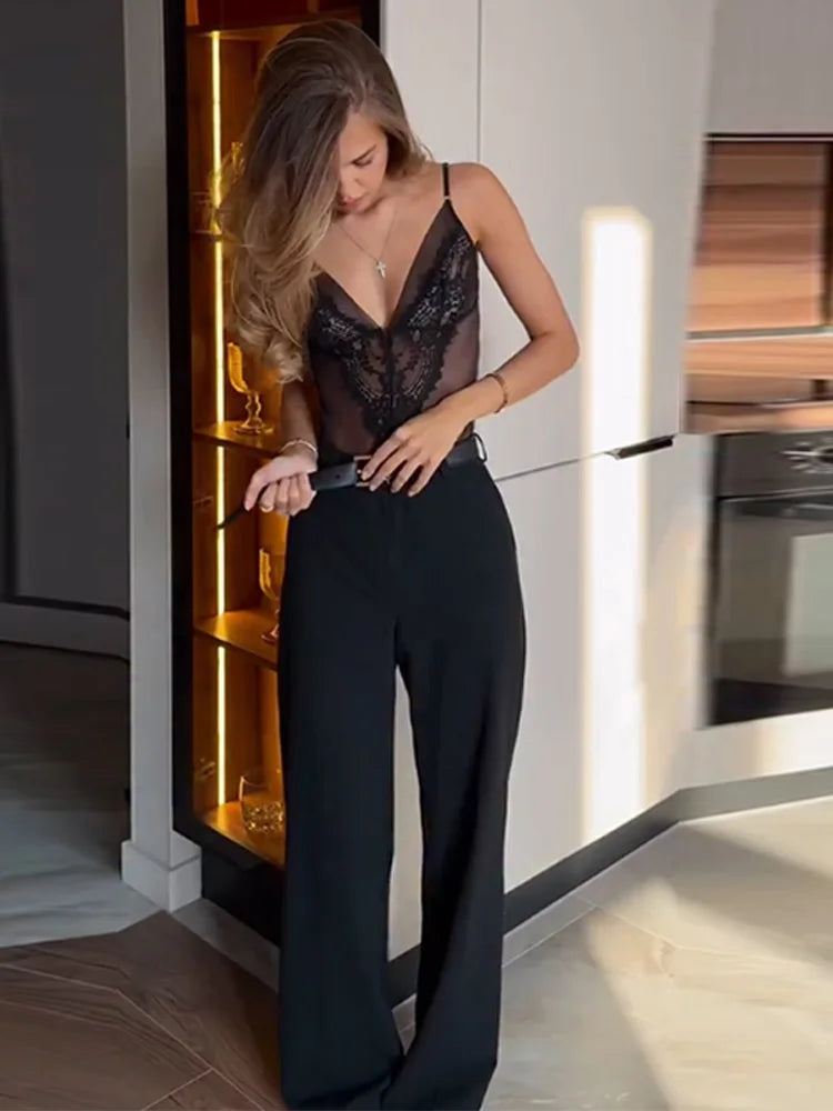 Body en dentelle patchwork ajouré transparent pour femme, décolleté plongeant, tenue de soirée sexy printemps, clubwear pour femmes